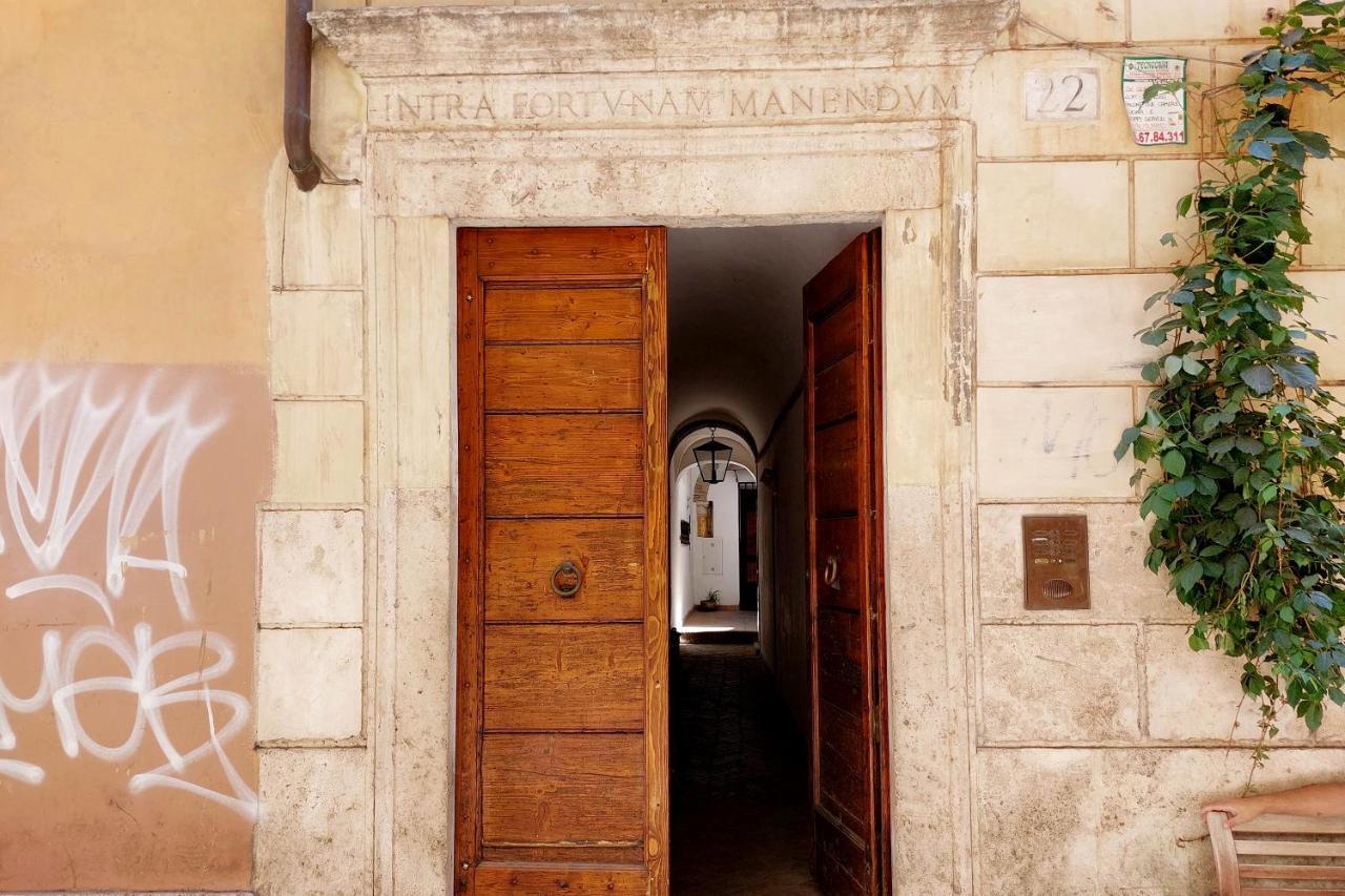 Campo De' Fiori Cute Apartment Rome Exterior photo